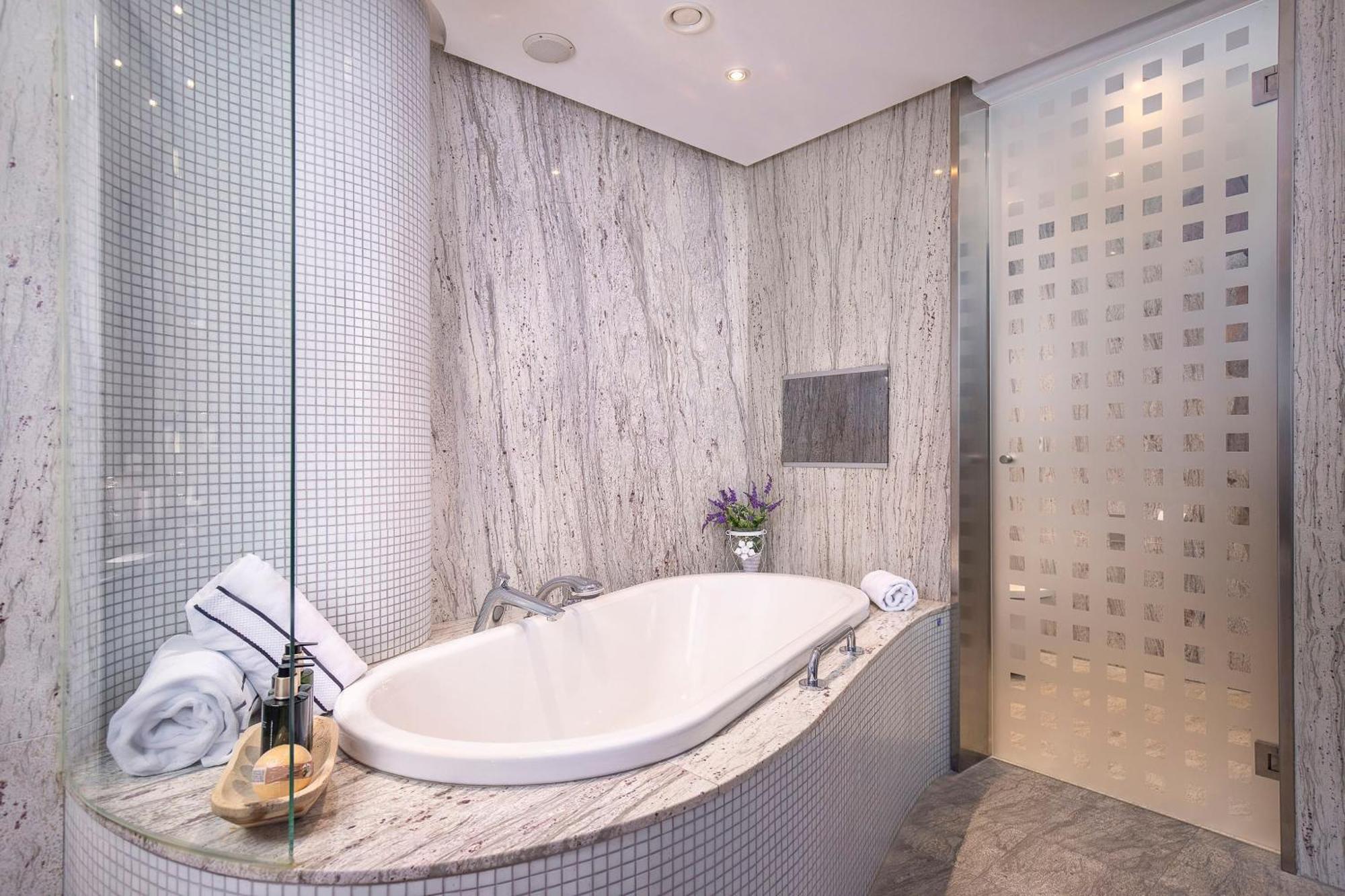 The Level Penthouse Suite